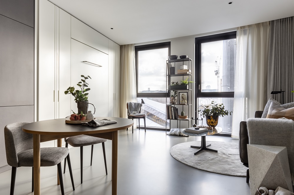 EPI Superbase Gasholders Billy Bolton Livingroom EPI Superbase Gasholders Billy Bolton Livingroom